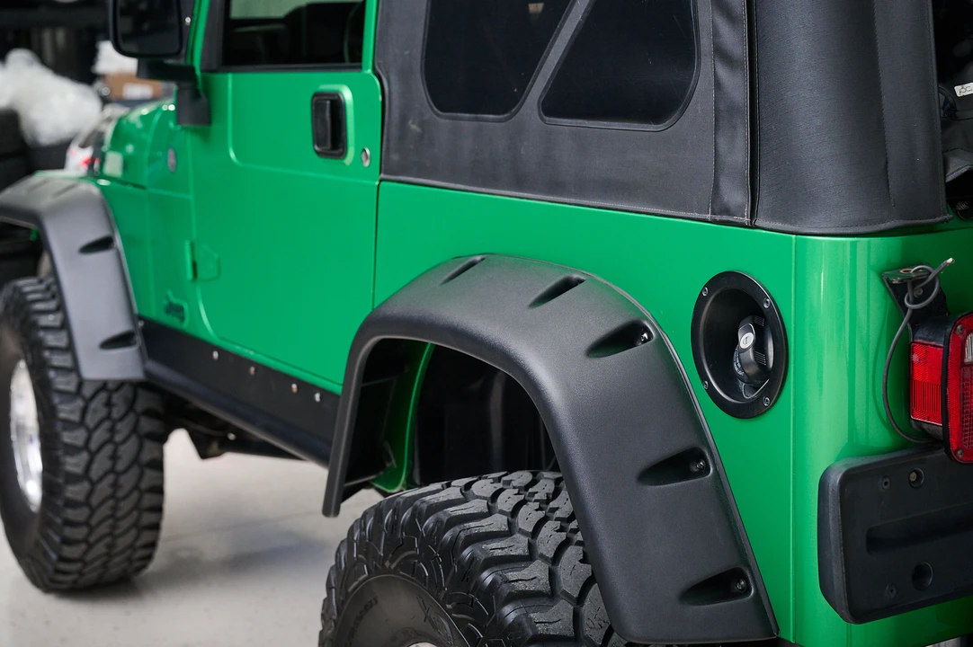 2004 Jeep TJ Wrangler - Image 27 of 31