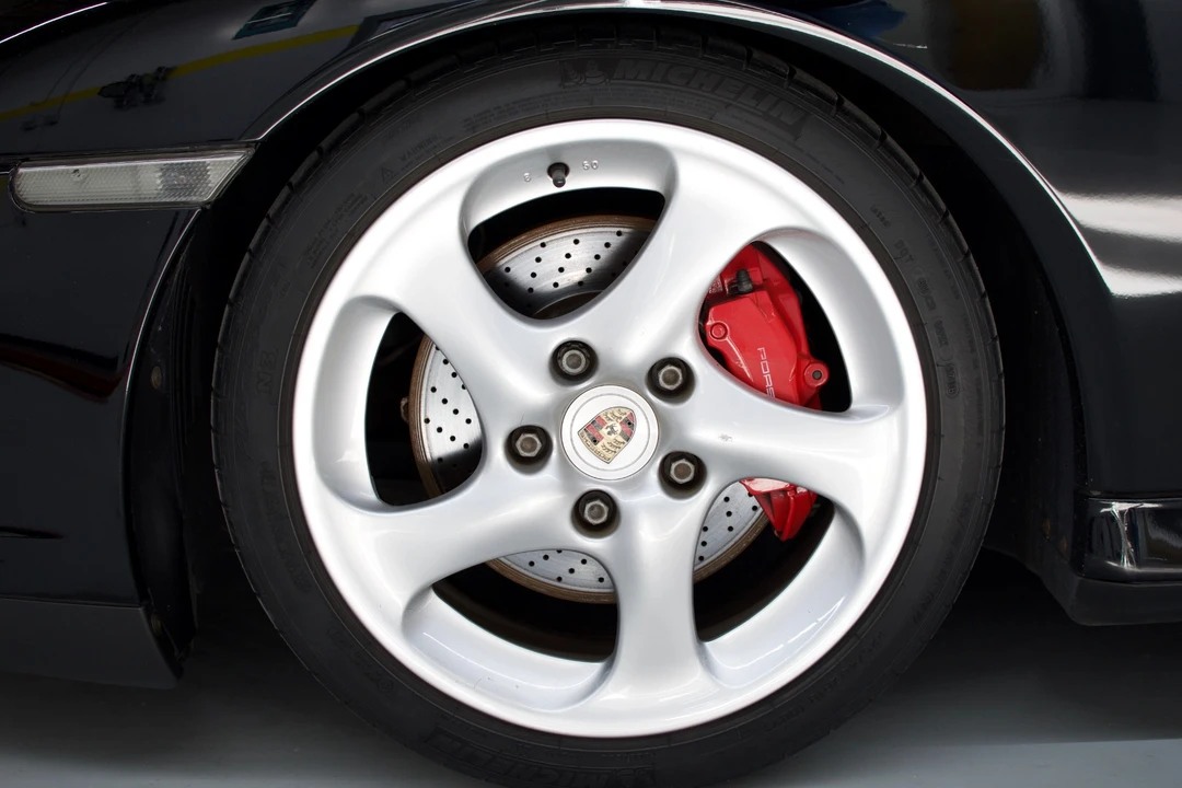 2004 Porsche 996 Carrera 4S - Image 13 of 31
