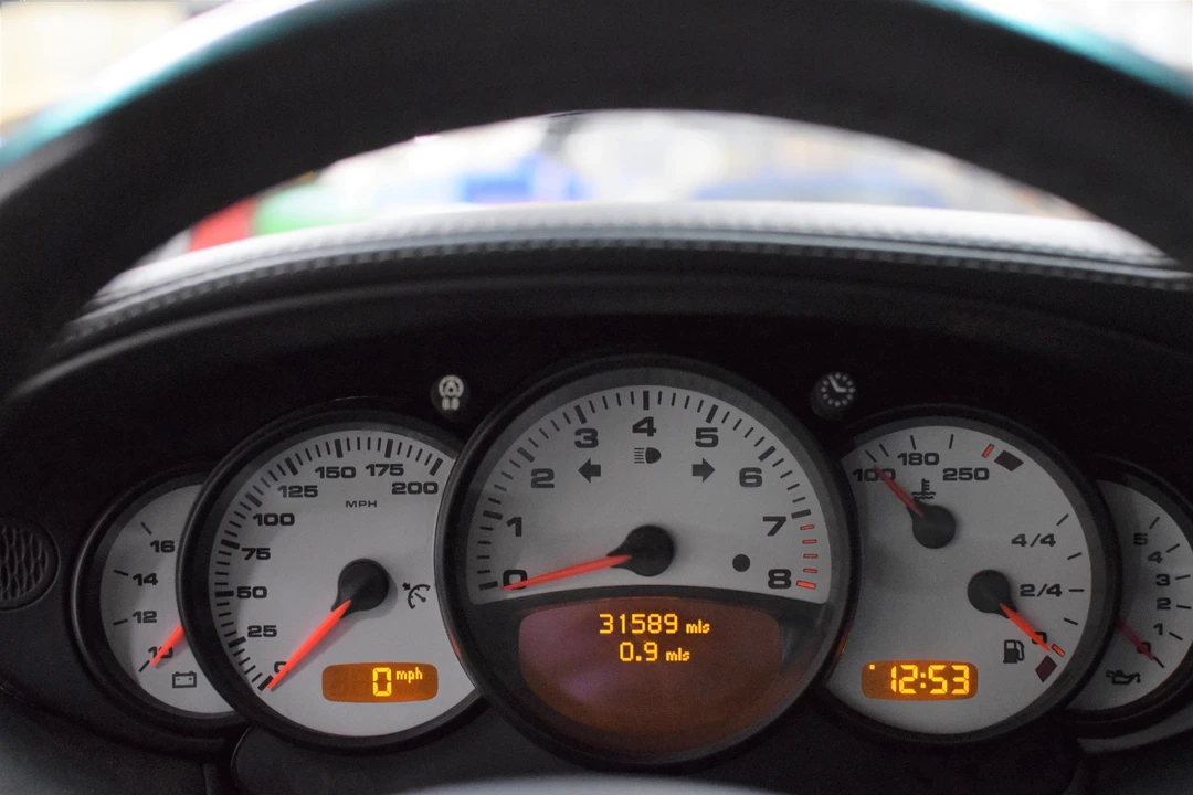 2004 Porsche 996 Carrera 4S - Image 16 of 31