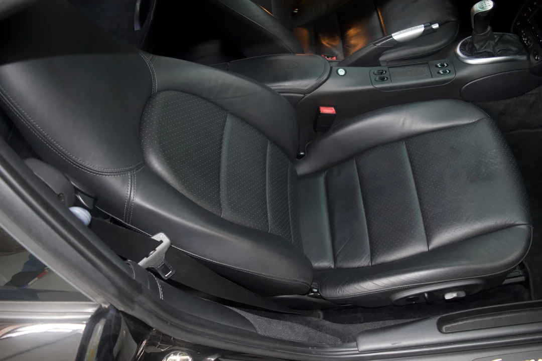 2004 Porsche 996 Carrera 4S - Image 28 of 31