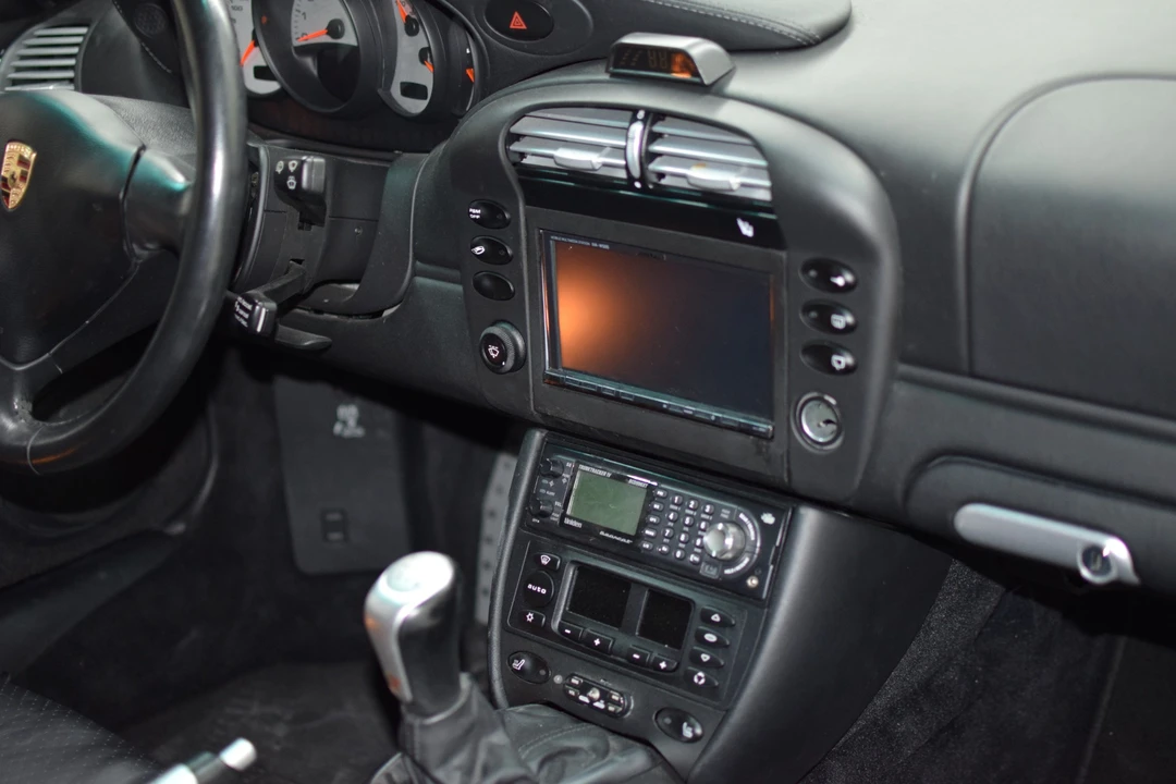 2004 Porsche 996 Carrera 4S - Image 22 of 31