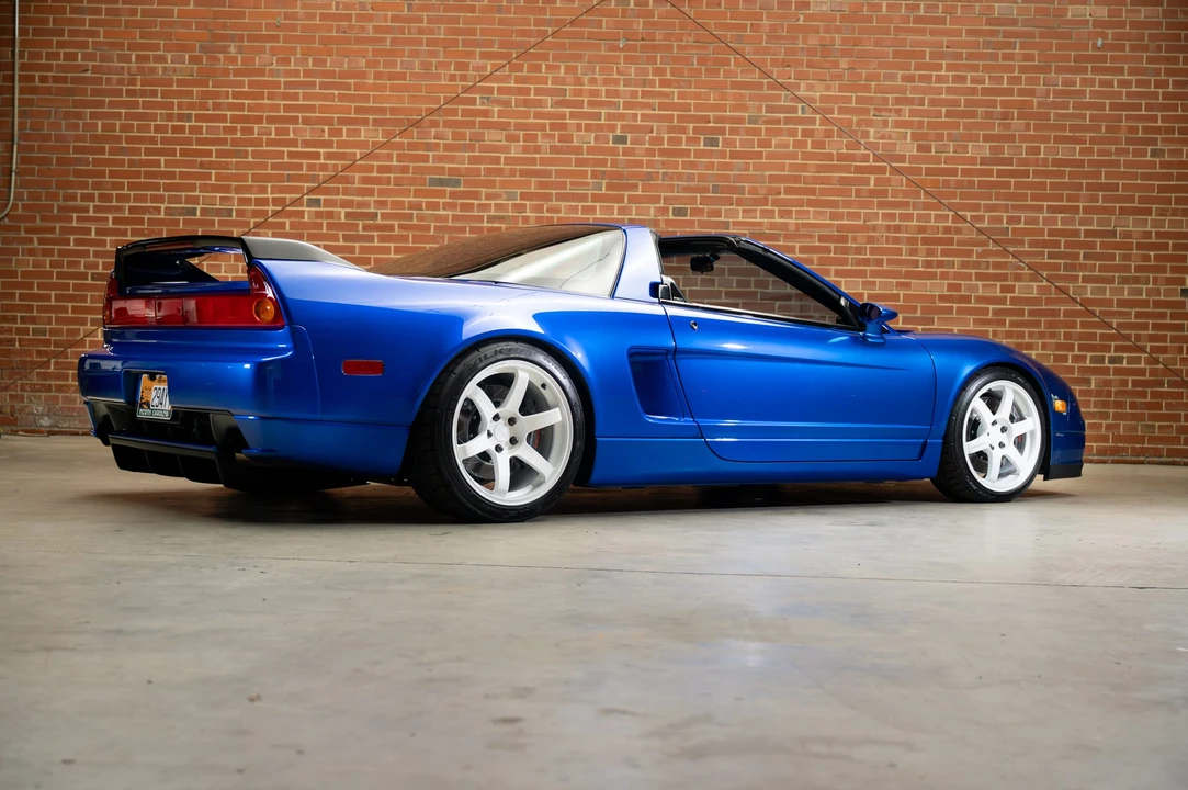 2005 Acura NA2 NSX - Image 11 of 31