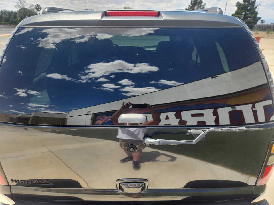 2005 Chevrolet Tahoe 2nd Gen - Image 30 of 31