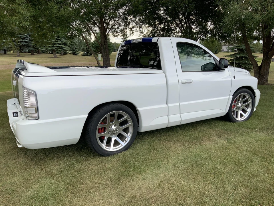 2005 Dodge Ram SRT-10 3rd Gen - Image 12 of 31