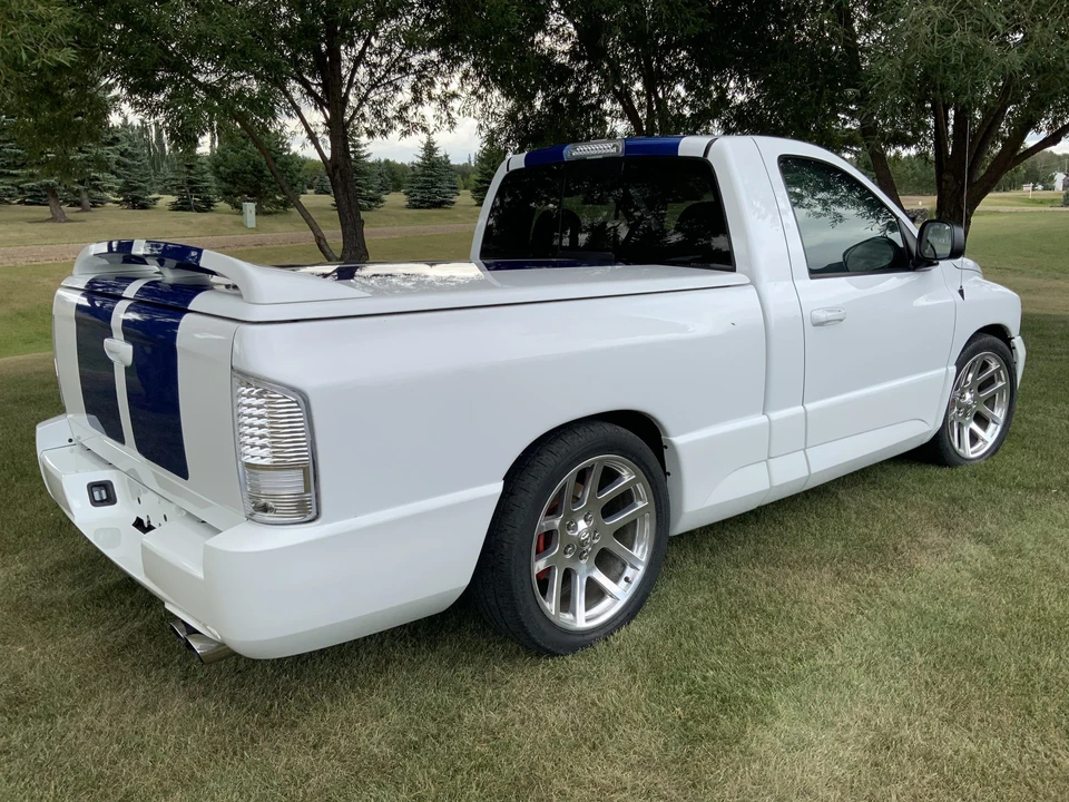 2005 Dodge Ram SRT-10 3rd Gen - Image 13 of 31