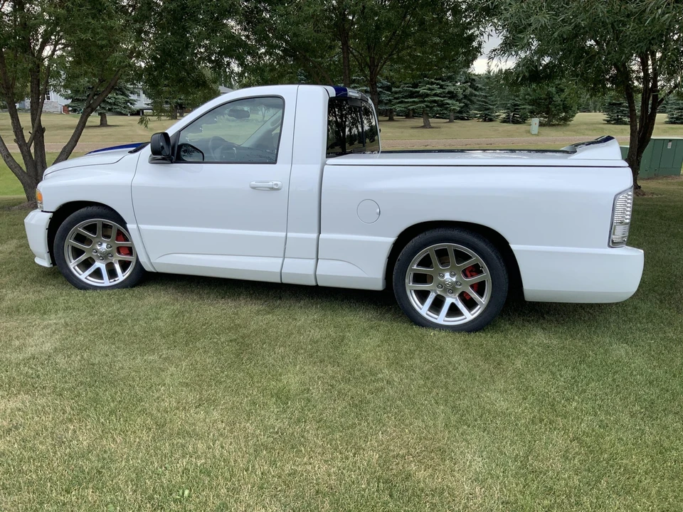 2005 Dodge Ram SRT-10 3rd Gen - Image 22 of 31