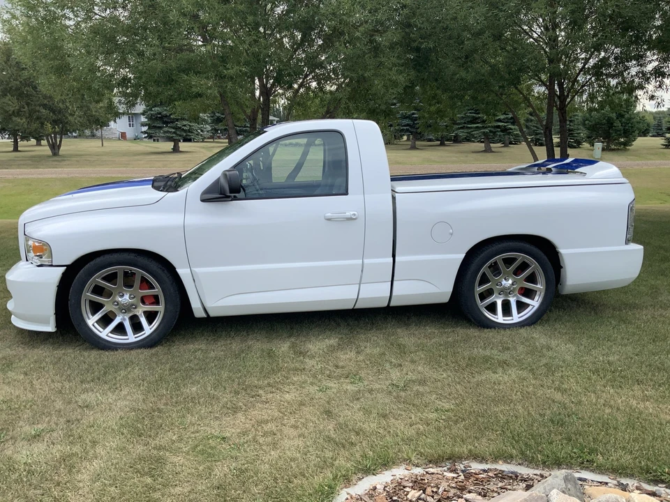 2005 Dodge Ram SRT-10 3rd Gen - Image 23 of 31