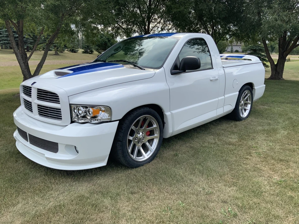 2005 Dodge Ram SRT-10 3rd Gen - Image 27 of 31