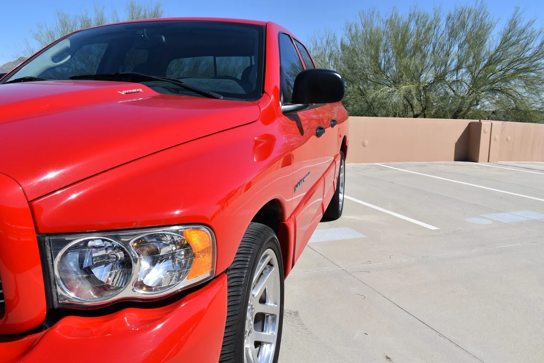 2005 Dodge Ram SRT-10 3rd Gen - Image 17 of 31