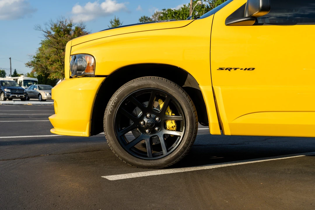 2005 Dodge Ram SRT-10 3rd Gen - Image 22 of 31
