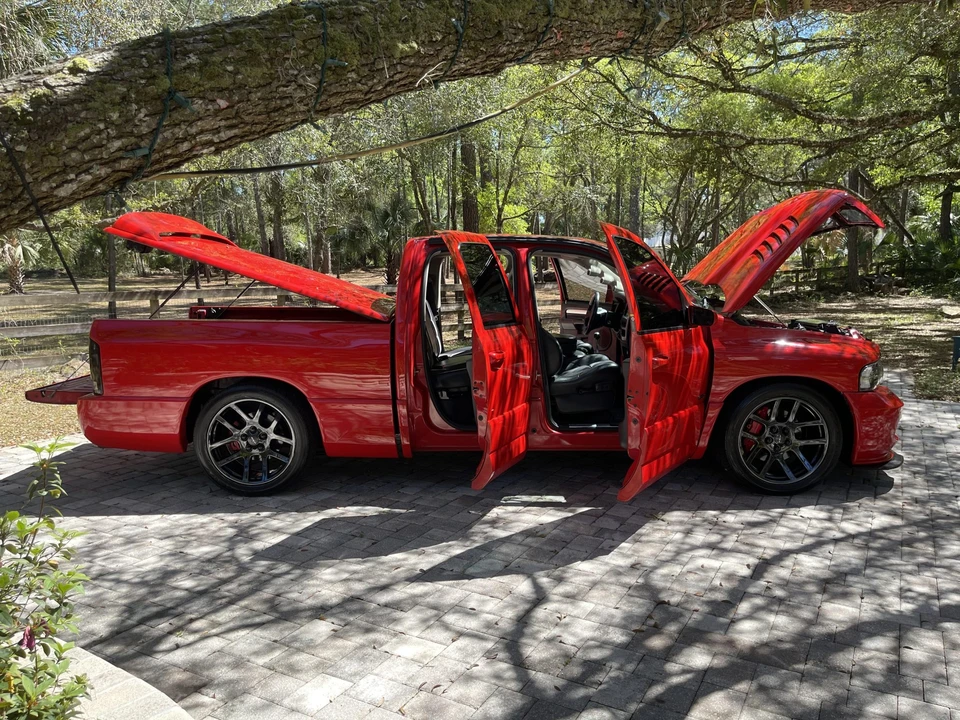 2005 Dodge Ram SRT-10 3rd Gen - Image 19 of 31