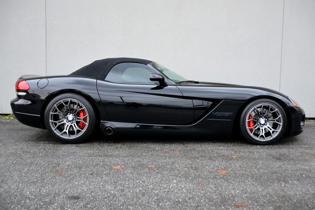 2005 Dodge Viper 3rd Gen - Image 31 of 31