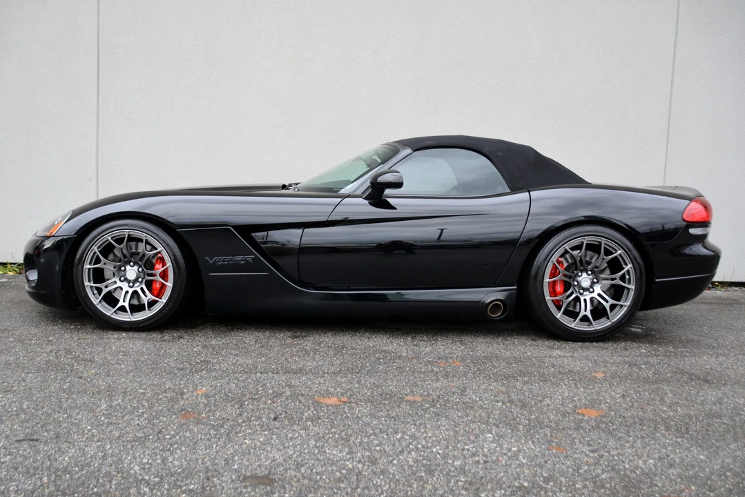 2005 Dodge Viper 3rd Gen - Image 29 of 31