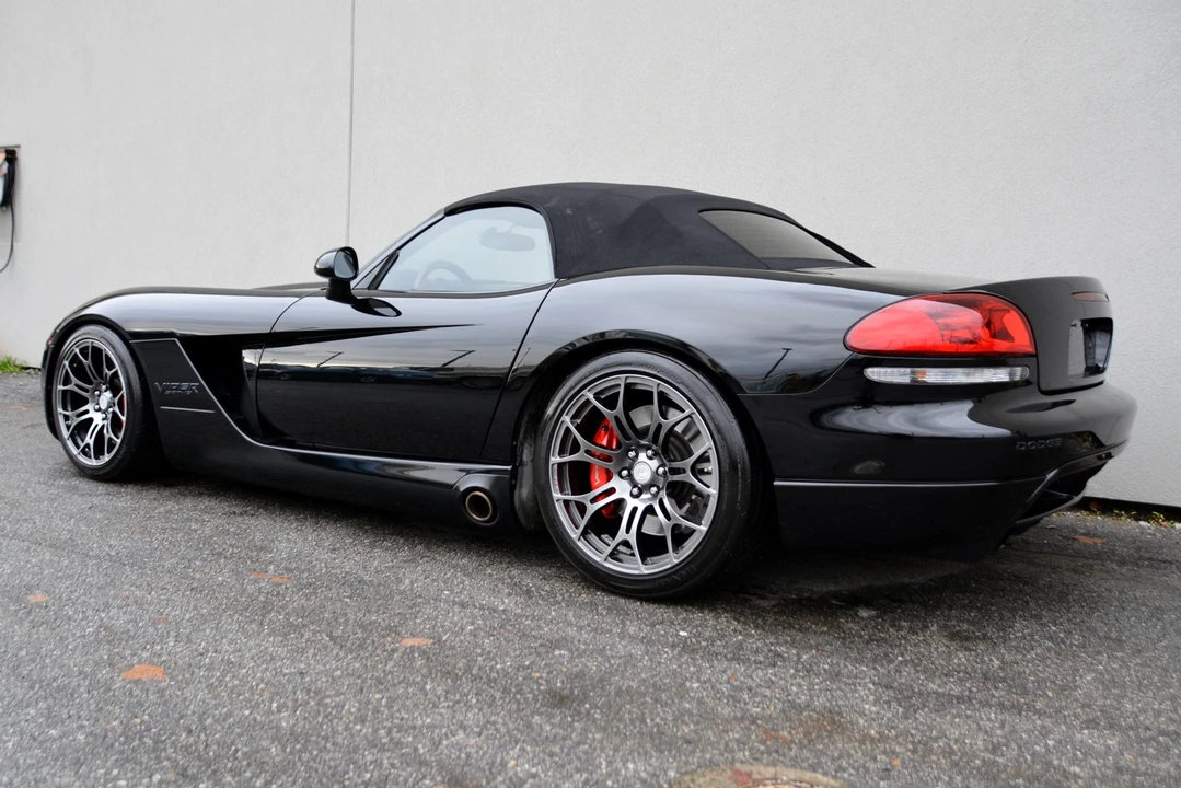 2005 Dodge Viper 3rd Gen - Image 30 of 31