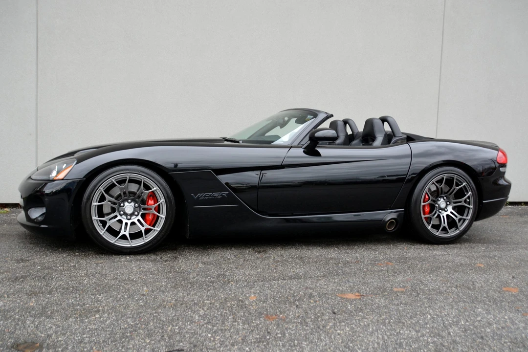2005 Dodge Viper 3rd Gen - Image 21 of 31