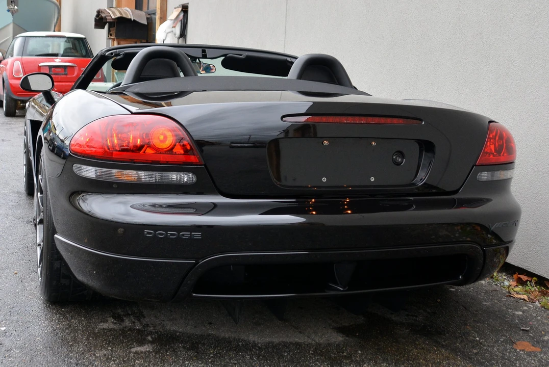 2005 Dodge Viper 3rd Gen - Image 24 of 31