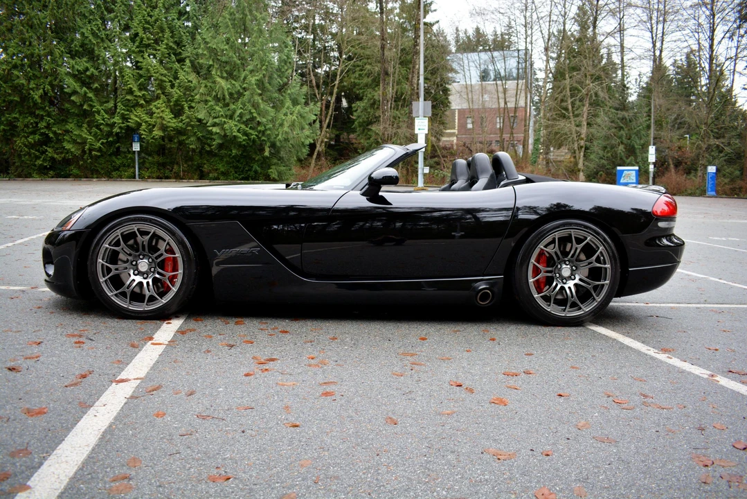 2005 Dodge Viper 3rd Gen - Image 4 of 31