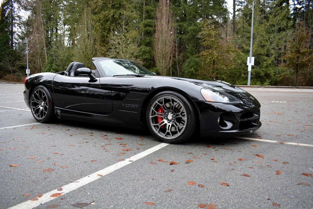 2005 Dodge Viper 3rd Gen - Image 9 of 31