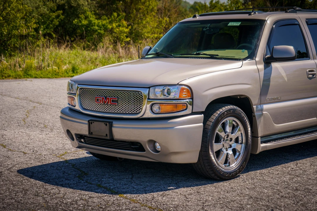 2005 GMC Yukon 2nd Gen - Image 22 of 31