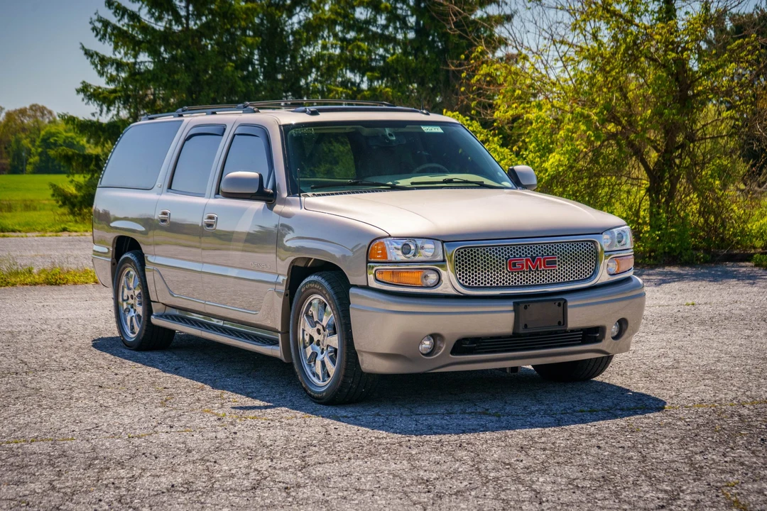 2005 GMC Yukon 2nd Gen - Image 16 of 31