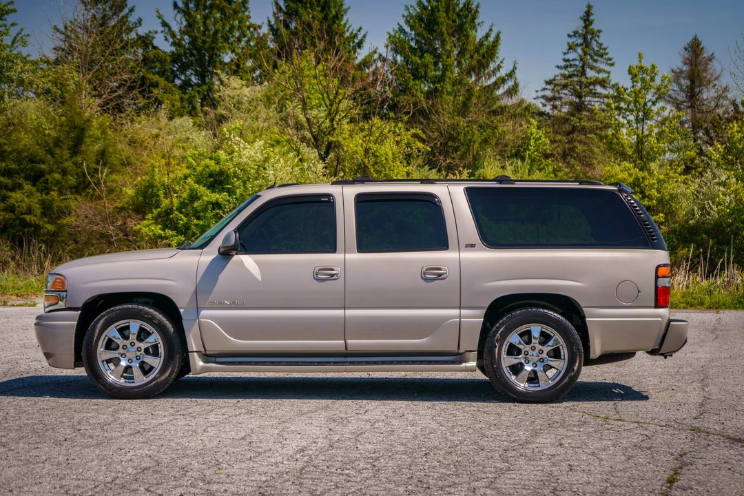 2005 GMC Yukon 2nd Gen - Image 4 of 31