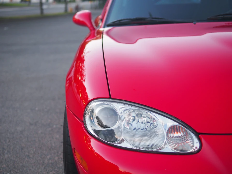 2005 Mazda NB MX-5 Miata - Image 21 of 31