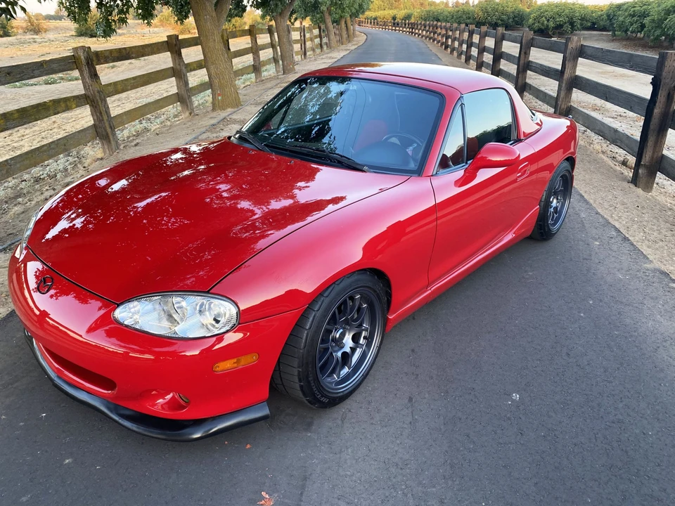 2005 Mazda NB MX-5 Miata - Image 4 of 31