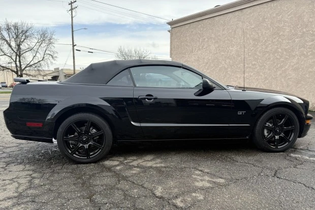 2006 Ford S197 Mustang - Image 3 of 7