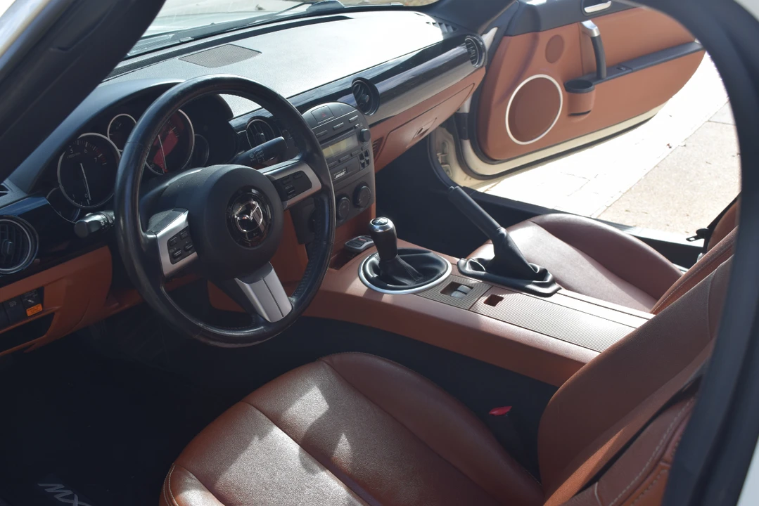 2006 Mazda NC MX-5 Miata - Image 25 of 31