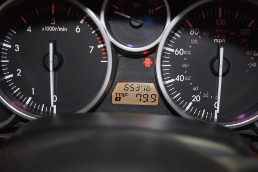 2006 Mazda NC MX-5 Miata - Image 27 of 31