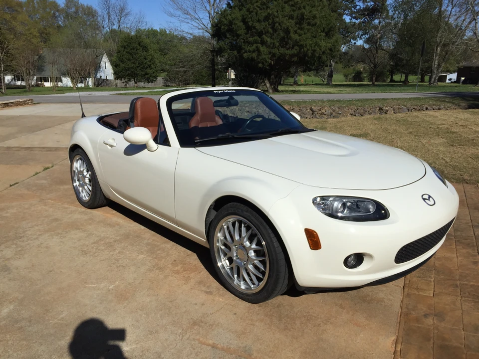 2006 Mazda NC MX-5 Miata - Image 16 of 31