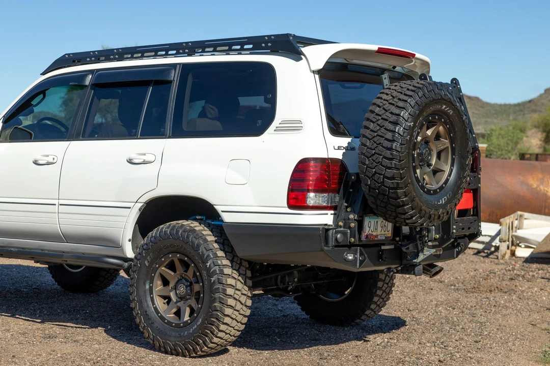 2007 Lexus LX 2nd Gen - Image 14 of 31