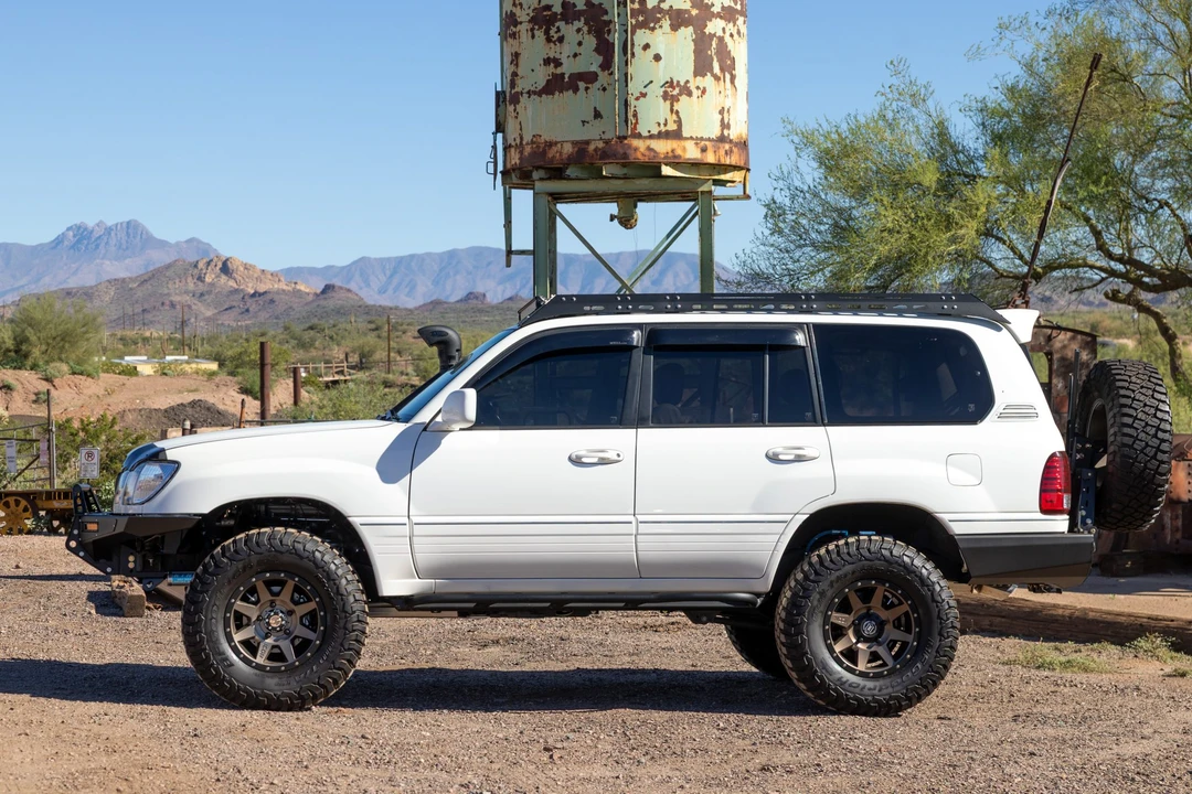2007 Lexus LX 2nd Gen - Image 3 of 31