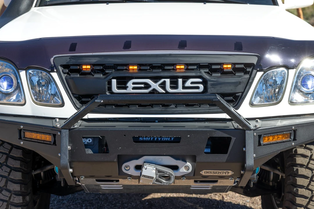 2007 Lexus LX 2nd Gen - Image 16 of 31