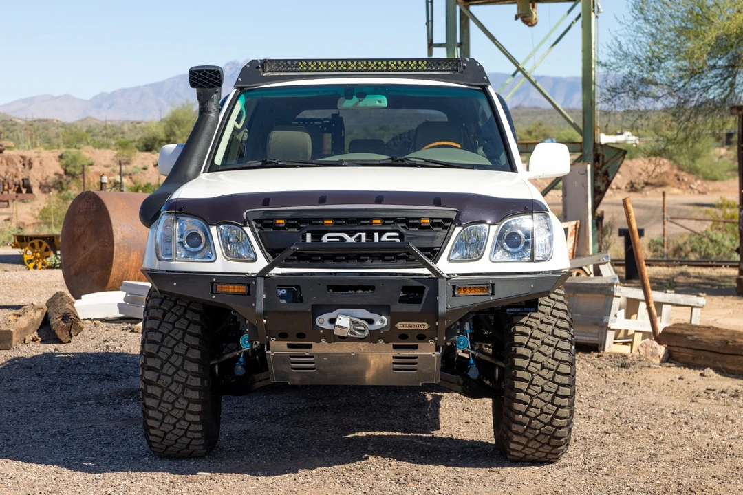 2007 Lexus LX 2nd Gen - Image 10 of 31