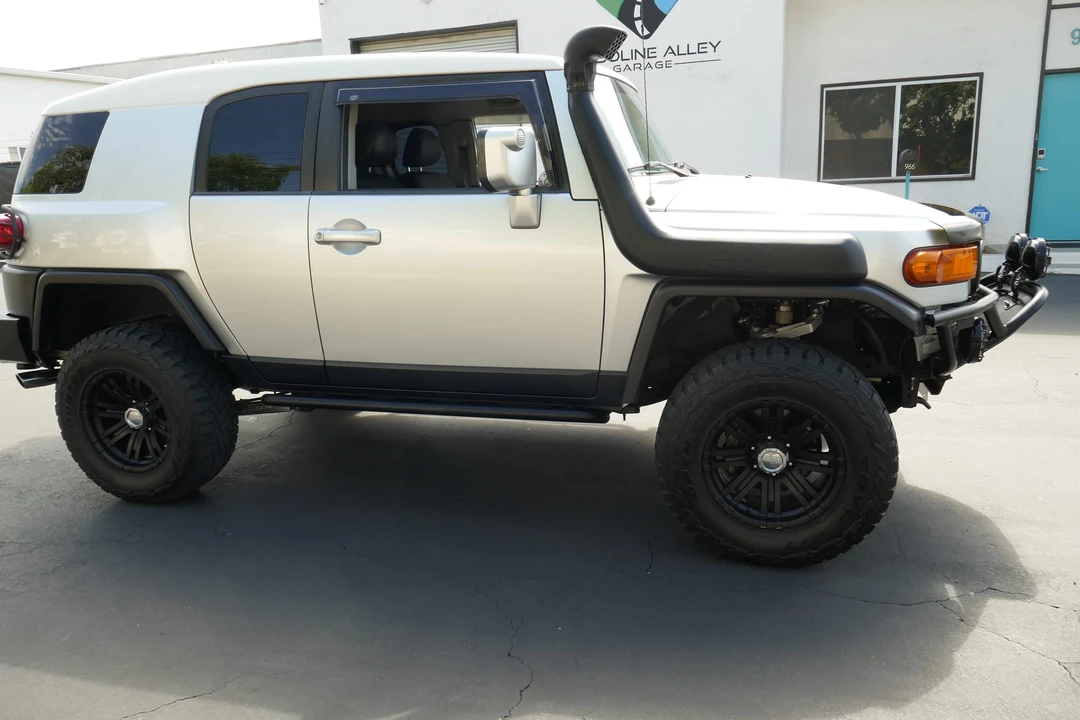 2007 Toyota FJ Cruiser - Image 12 of 31
