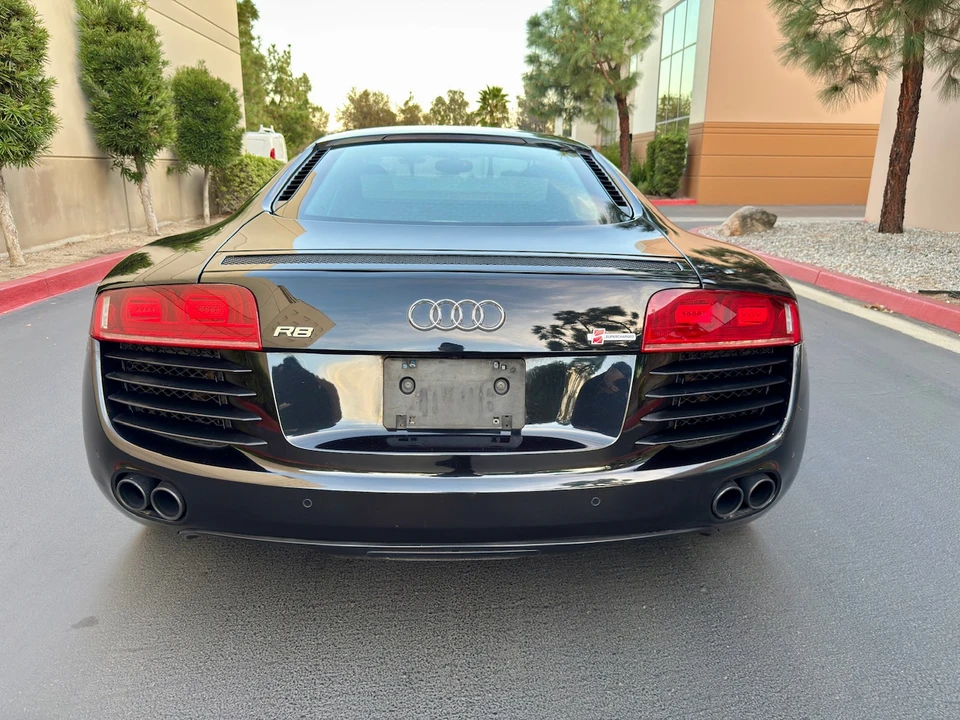 2008 Audi 42 R8 - Image 22 of 31