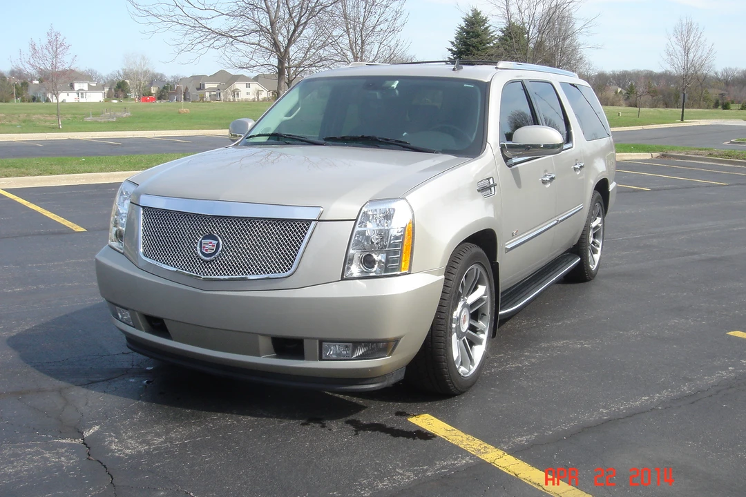 2008 Cadillac Escalade & EXT 3rd Gen - Image 4 of 5