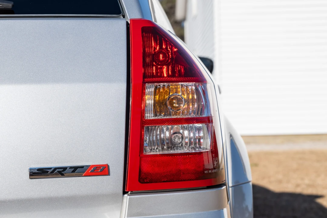2008 Dodge Magnum SRT8 2nd Gen - Image 16 of 31