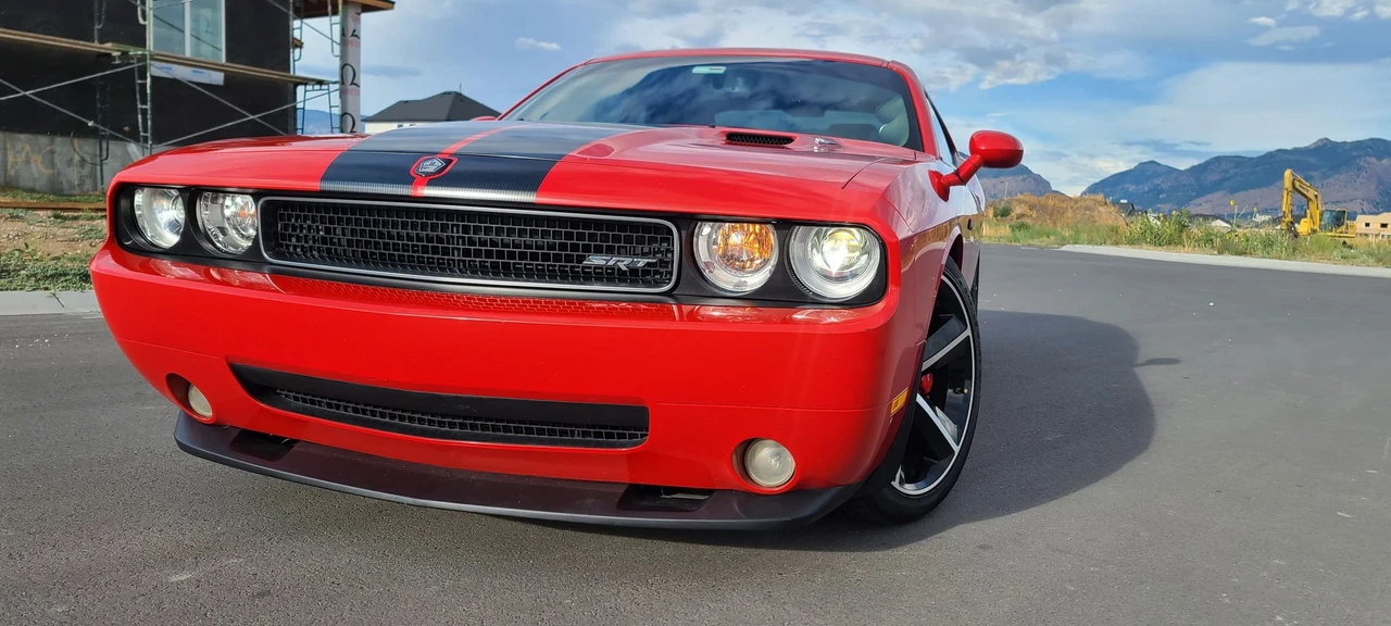 2009 Dodge Challenger SRT8 & 392 3rd Gen - Image 9 of 31