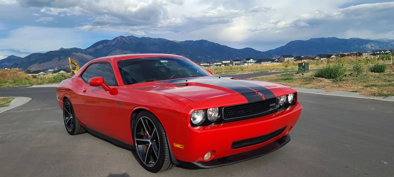 2009 Dodge Challenger SRT8 & 392 3rd Gen - Image 4 of 31