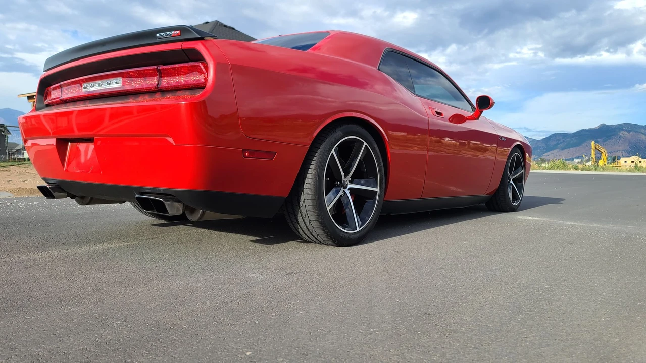 2009 Dodge Challenger SRT8 & 392 3rd Gen - Image 27 of 31