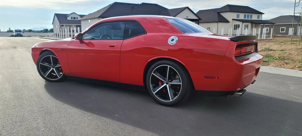 2009 Dodge Challenger SRT8 & 392 3rd Gen - Image 17 of 31