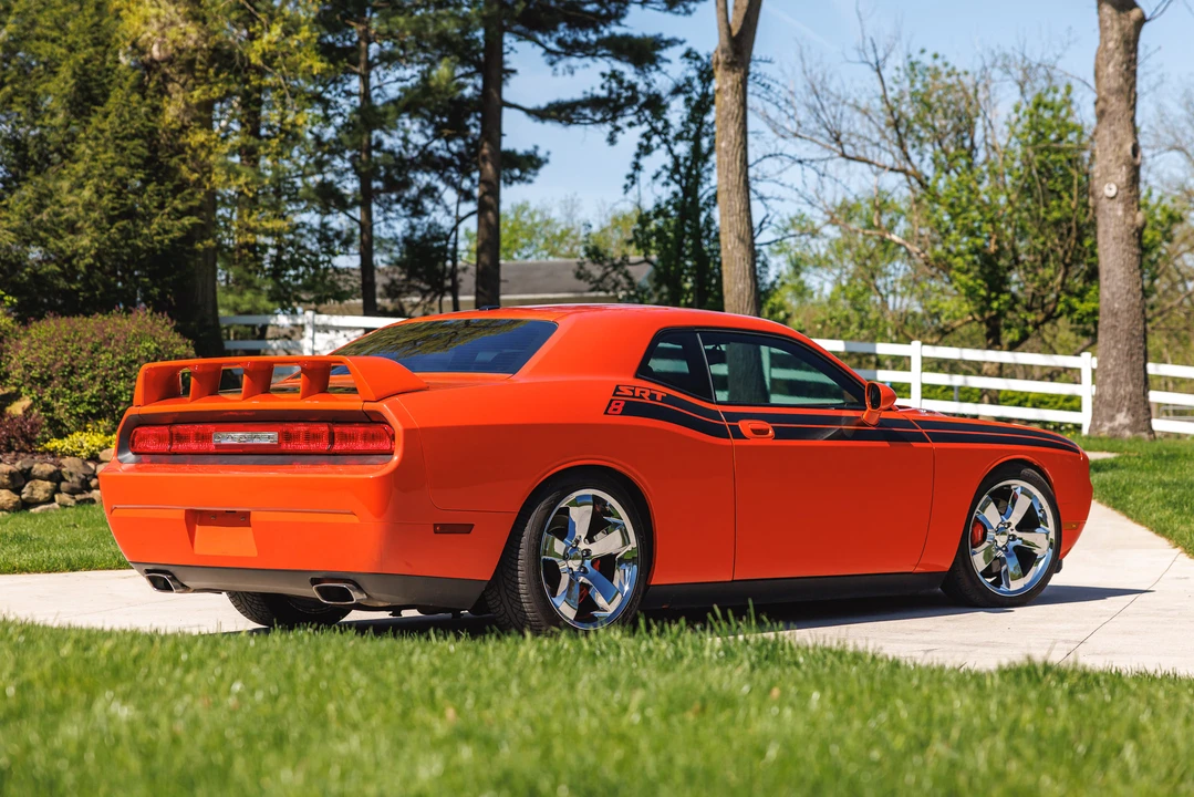 2009 Dodge Challenger SRT8 & 392 3rd Gen - Image 14 of 31