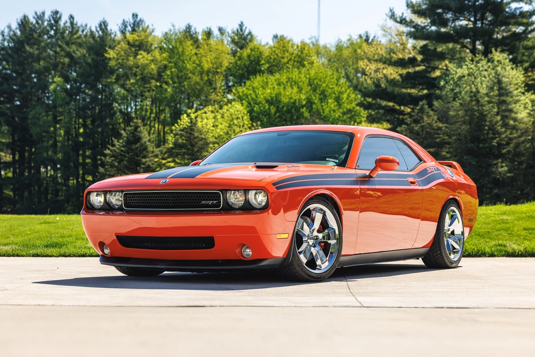 2009 Dodge Challenger SRT8 & 392 3rd Gen - Image 4 of 31