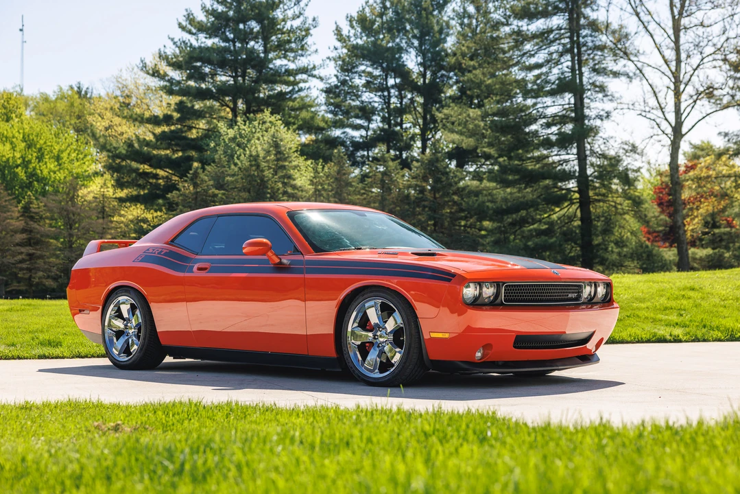 2009 Dodge Challenger SRT8 & 392 3rd Gen - Image 11 of 31