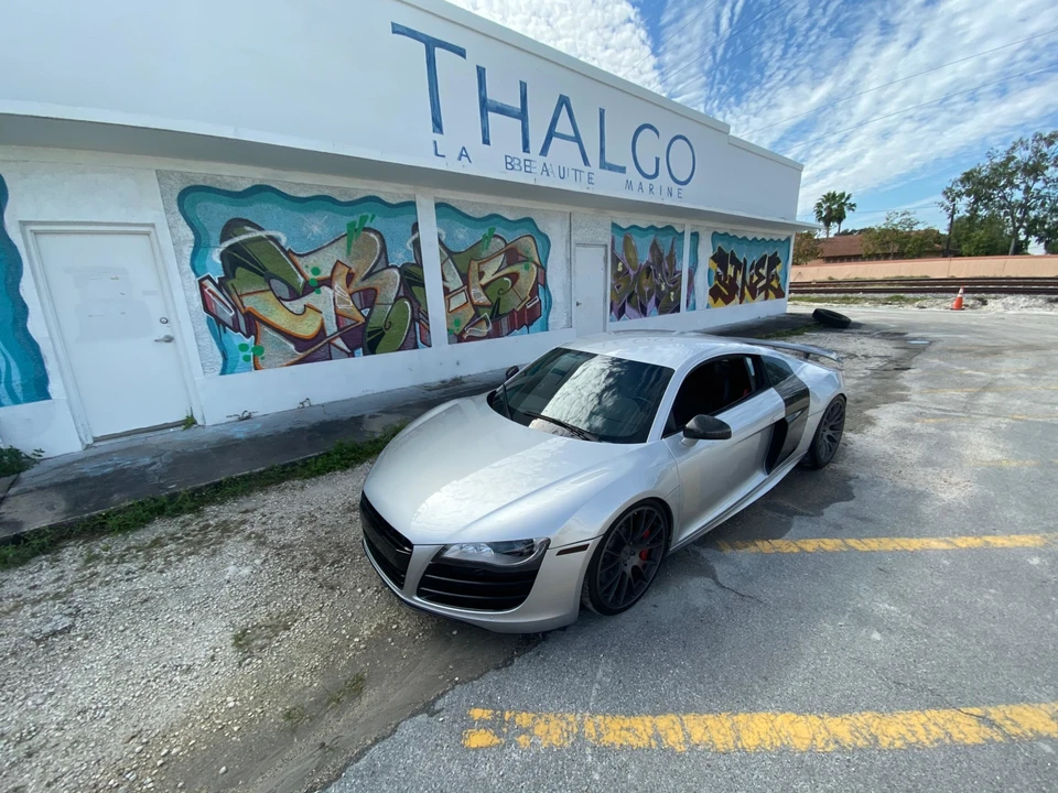 2010 Audi 42 R8 - Image 3 of 31