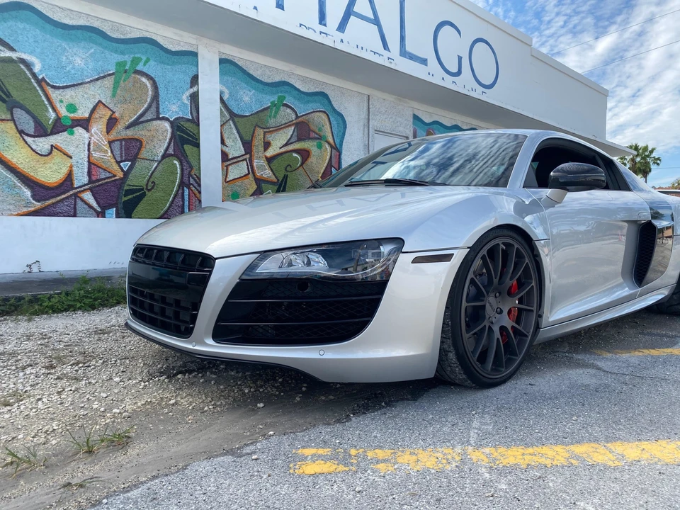 2010 Audi 42 R8 - Image 13 of 31