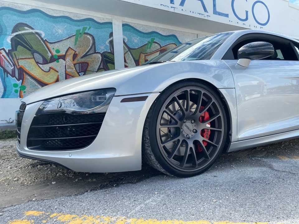 2010 Audi 42 R8 - Image 17 of 31