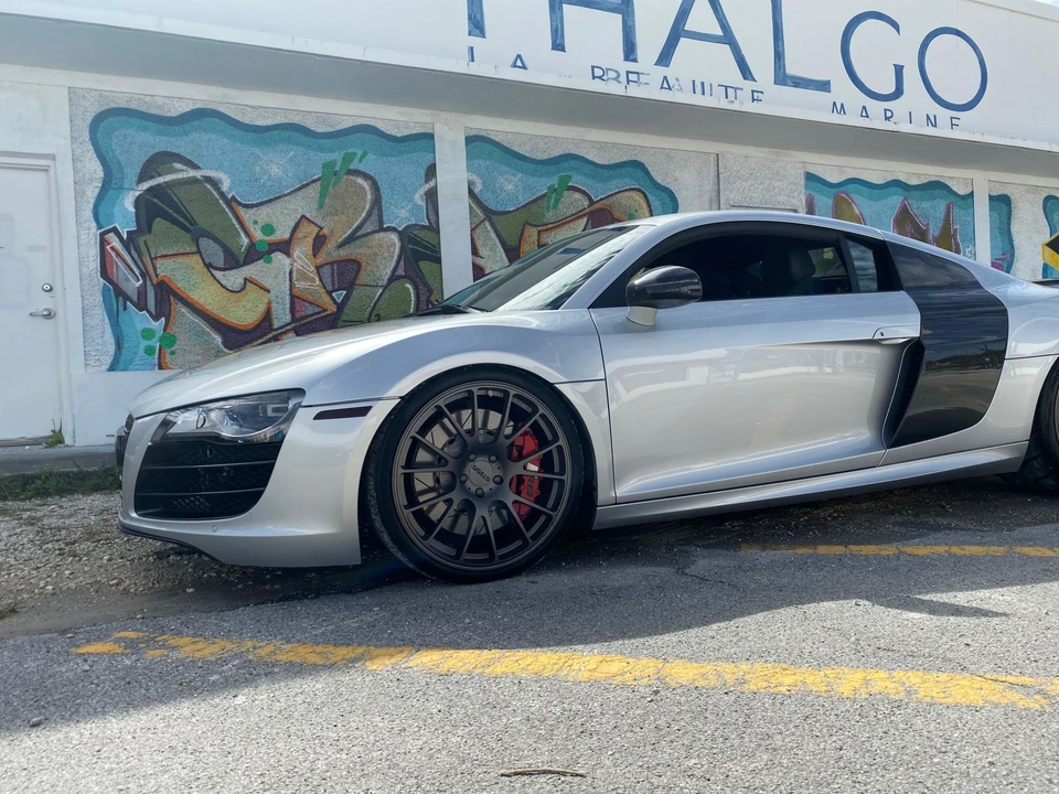 2010 Audi 42 R8 - Image 18 of 31
